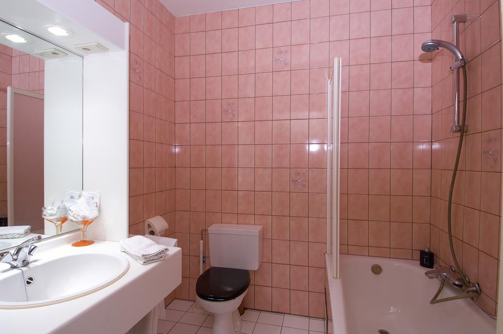 Hotel Apollo ズテンダール エクステリア 写真